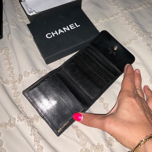 Chanel caviar leather preloved in excellent condition - Picture 11 of 14